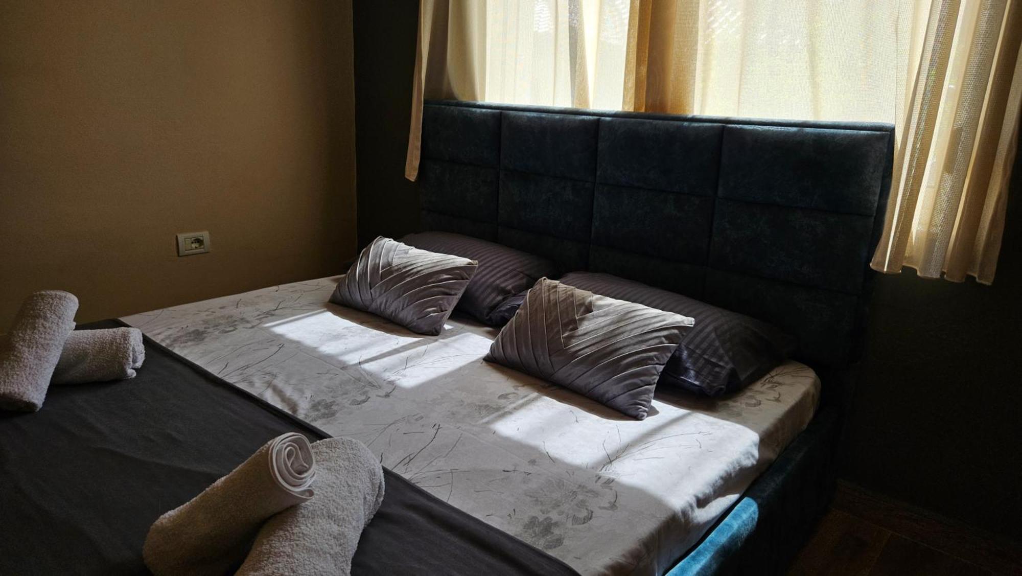 Dua'S Apartment Тирана Экстерьер фото