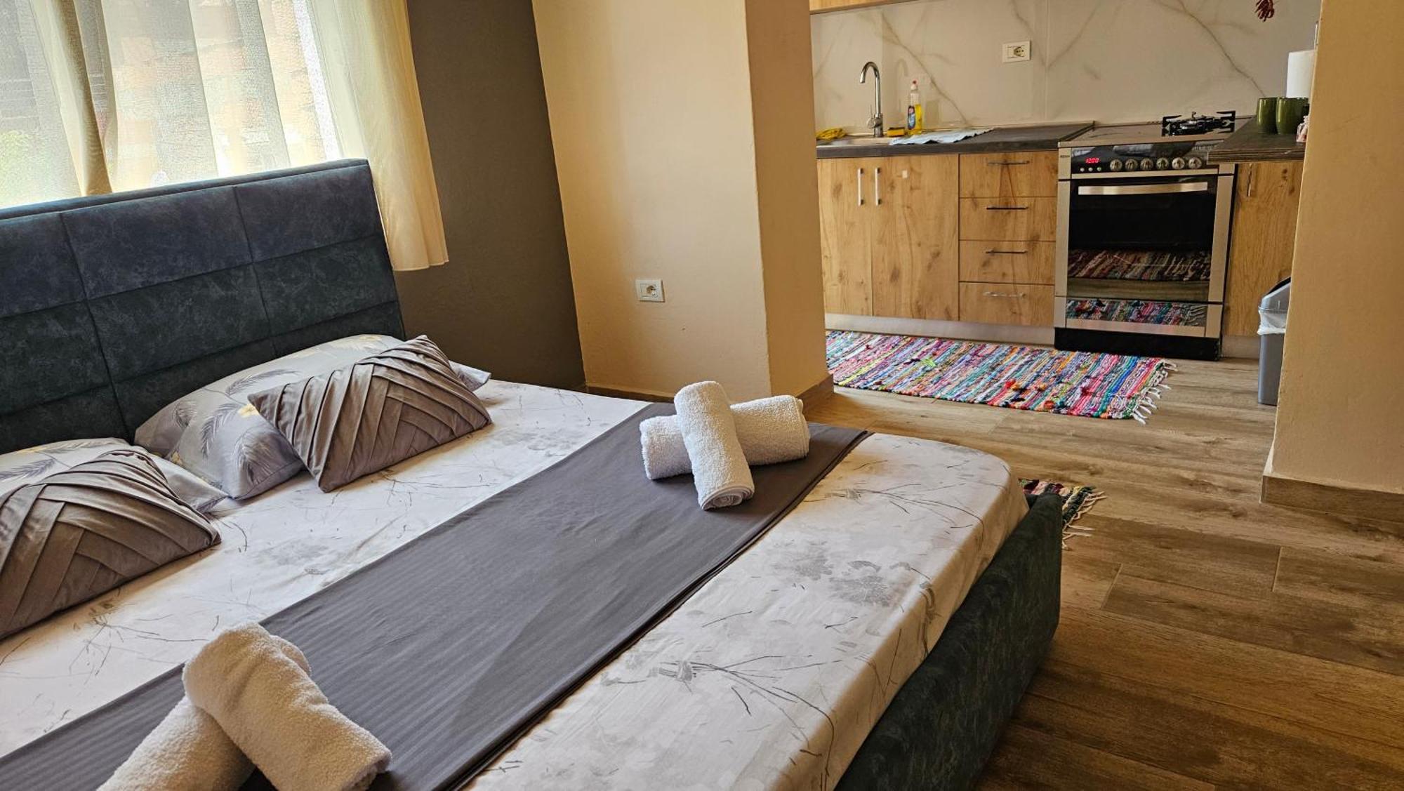 Dua'S Apartment Тирана Экстерьер фото