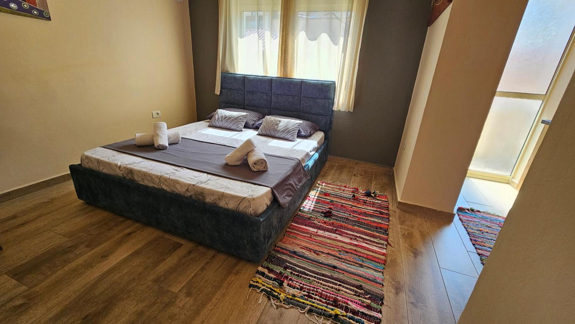 Dua'S Apartment Тирана Экстерьер фото
