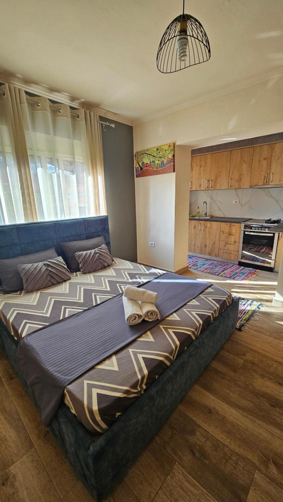 Dua'S Apartment Тирана Экстерьер фото